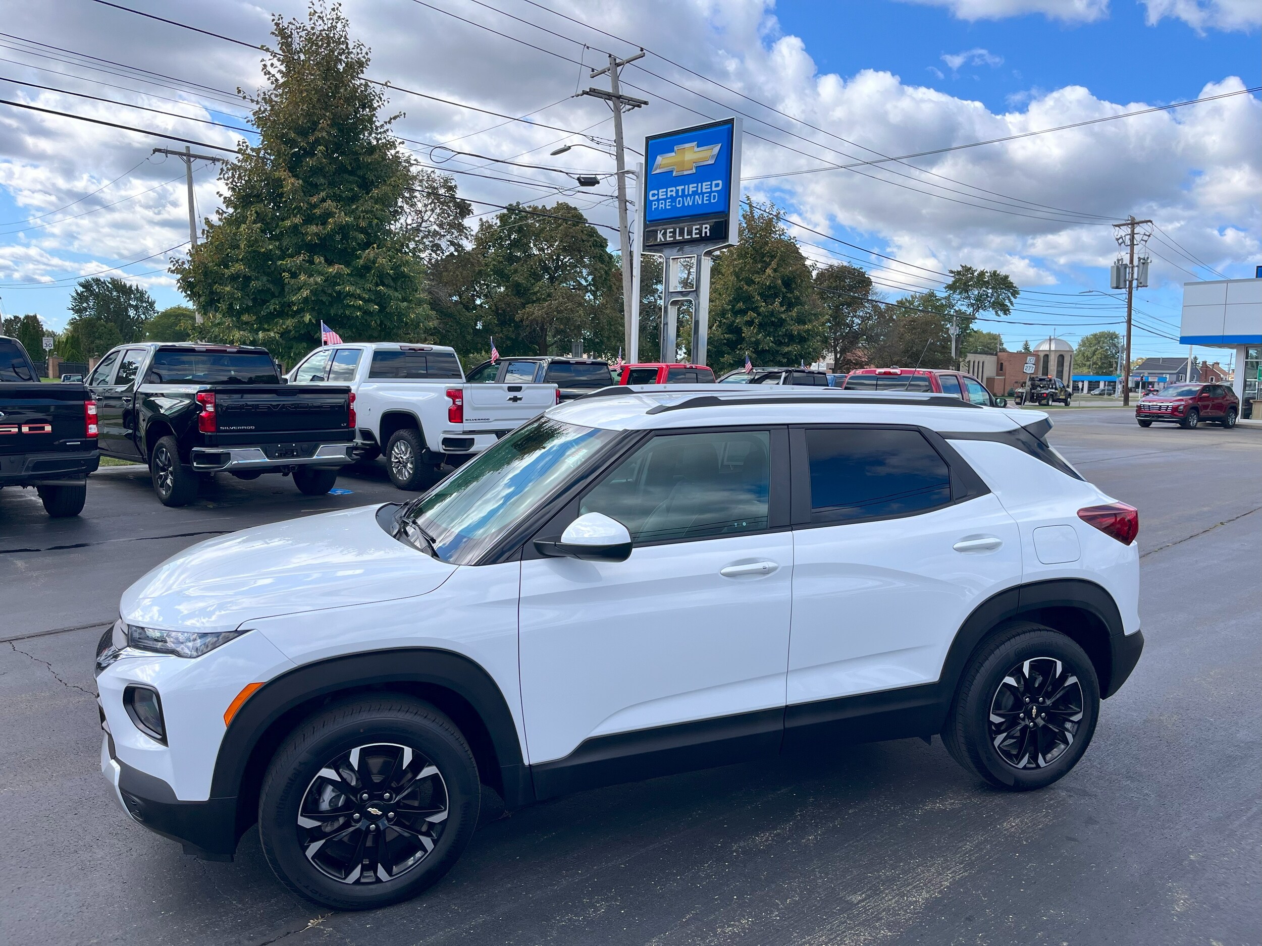 2023 Chevrolet Trailblazer LT photo 3