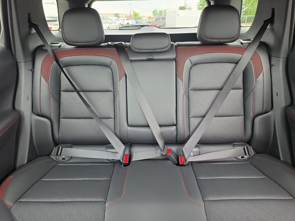 2027 Chevrolet Equinox RS - Photo 13