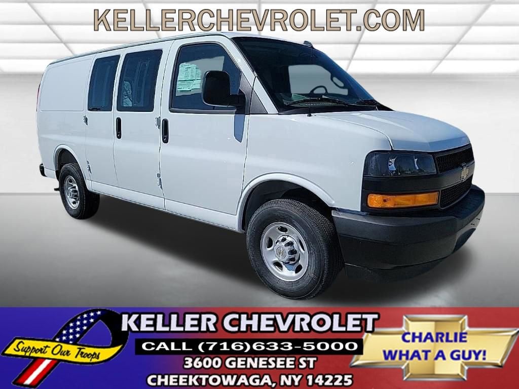 2026 Chevrolet Express 2500 Work Van HD's photo