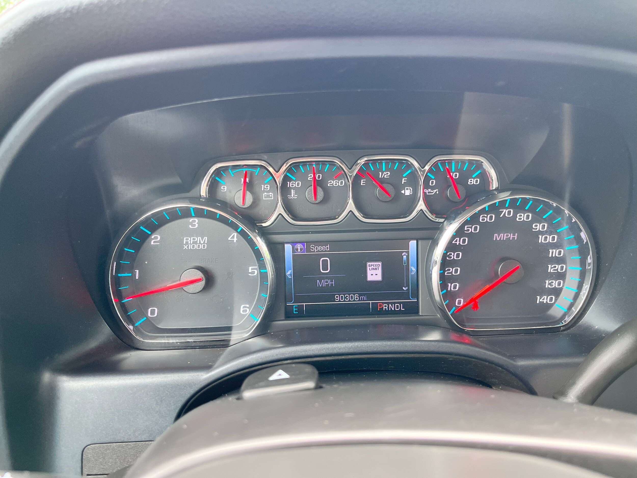 2018 Chevrolet Silverado 1500 LTZ photo 2
