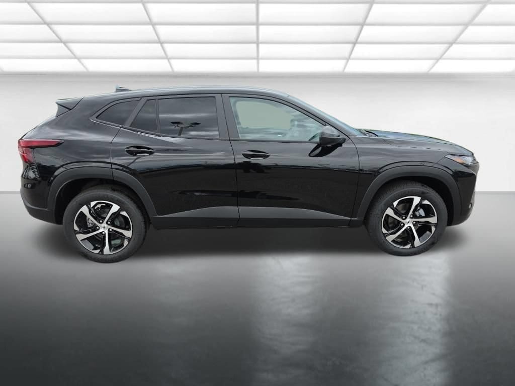 2026 Chevrolet Trax RS - Photo 7