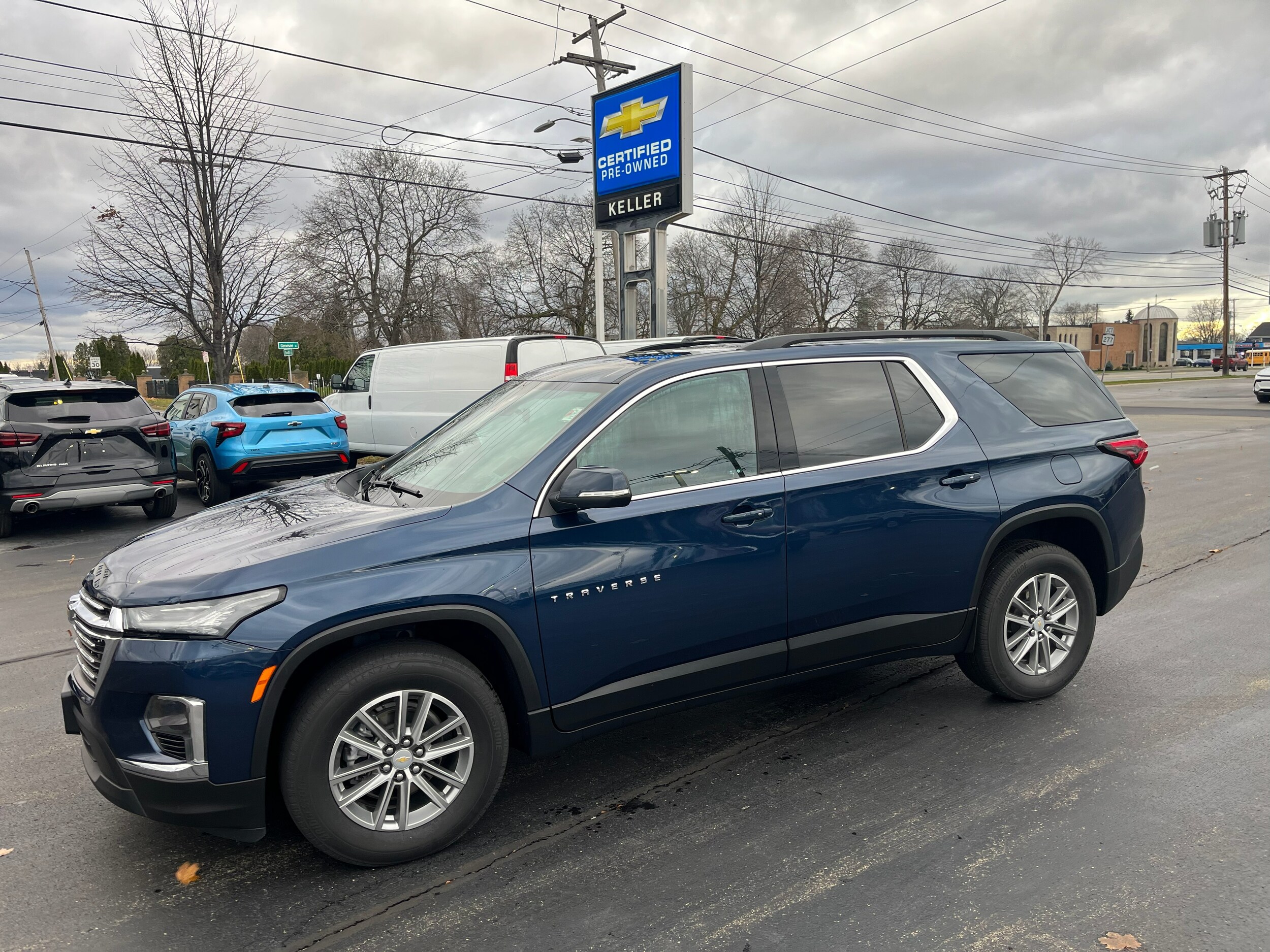 2023 Chevrolet Traverse Leather photo 3