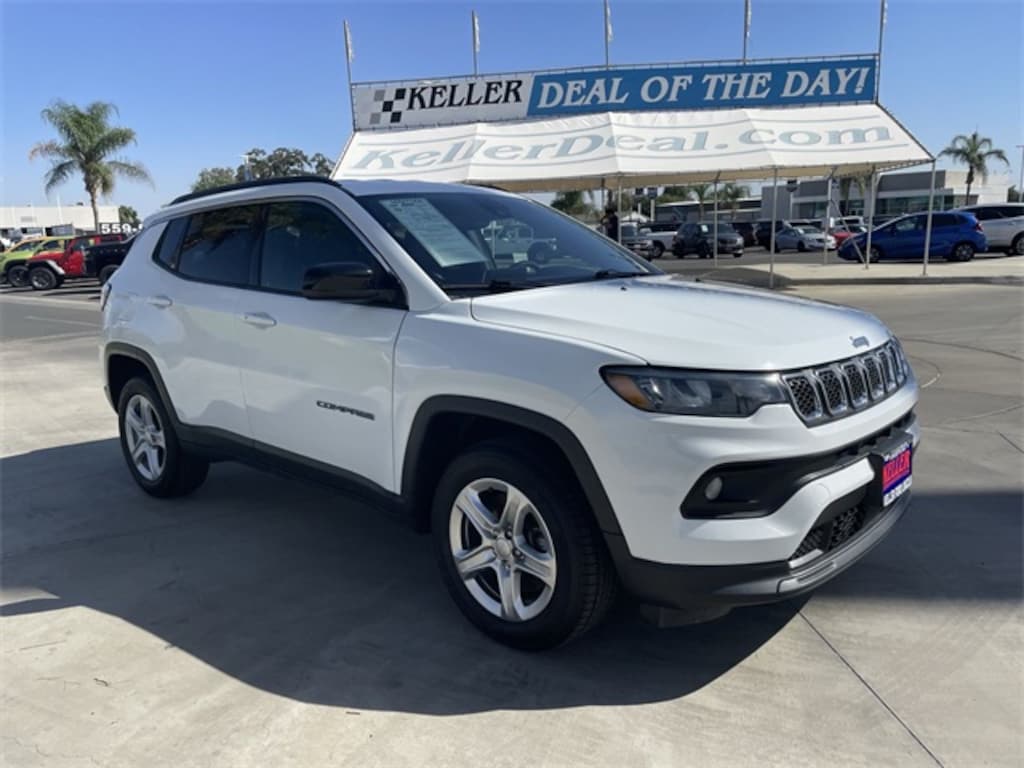 Used 2023 Jeep Compass Latitude SUV