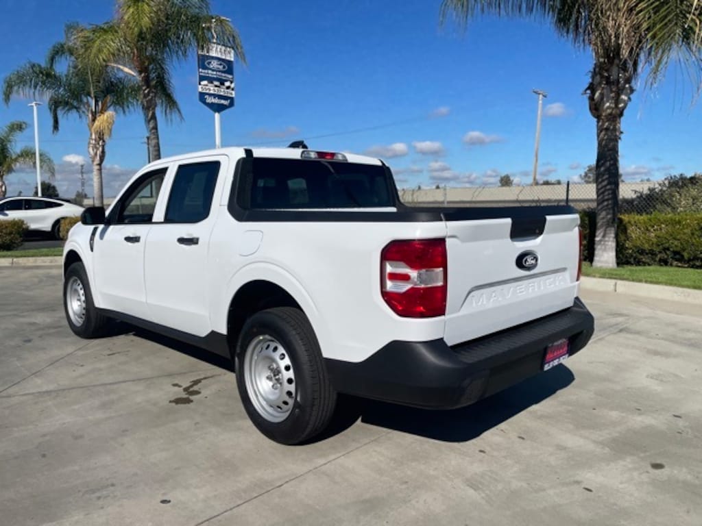 New 2025 Ford Maverick XL Truck
