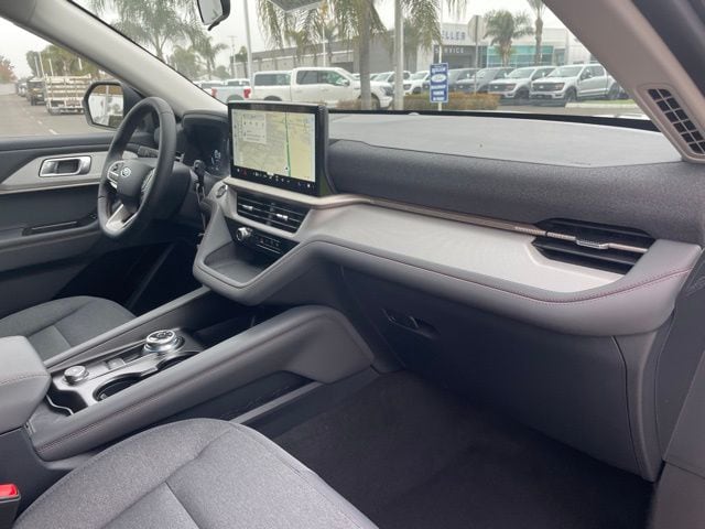 2026 Ford Explorer Active - Photo 27