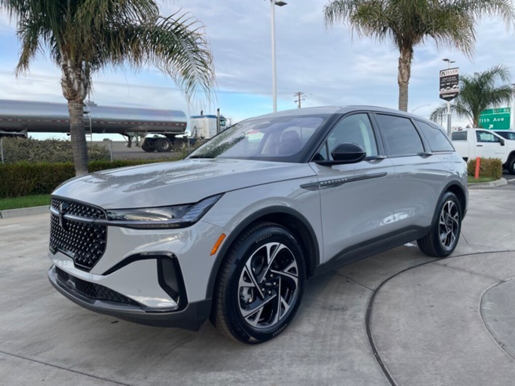 New 2026 Lincoln Nautilus Premiere SUV