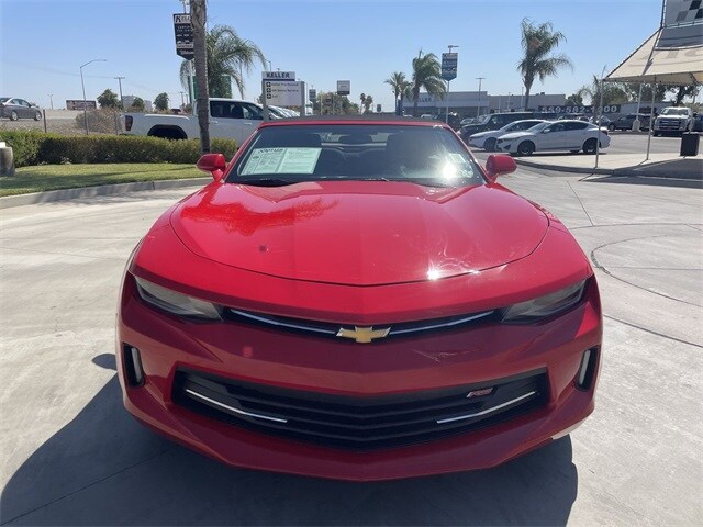 2018 Chevrolet Camaro 1LT photo 3