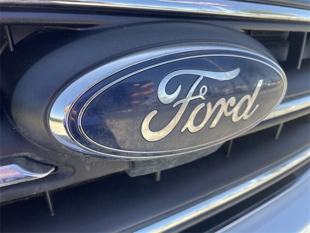 2020 Ford Transit Passenger Van XLT - Photo 29