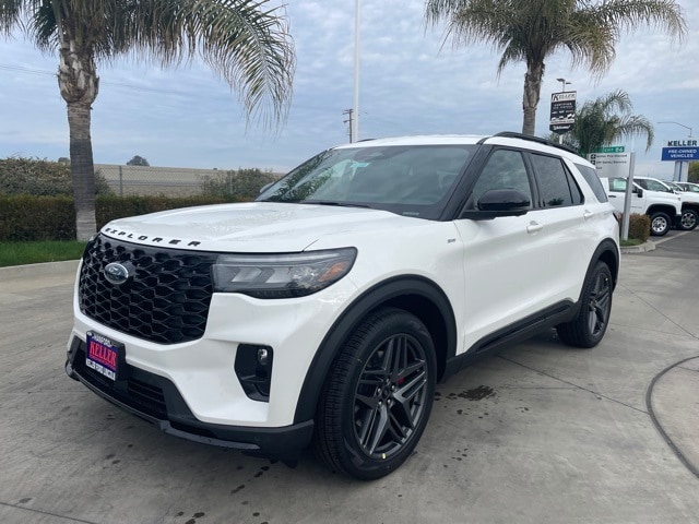 2026 Ford Explorer ST-LINE's photo