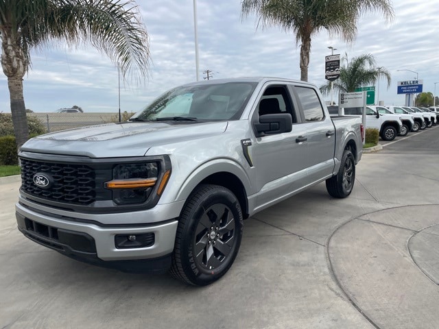 2025 Ford F-150 STX's photo