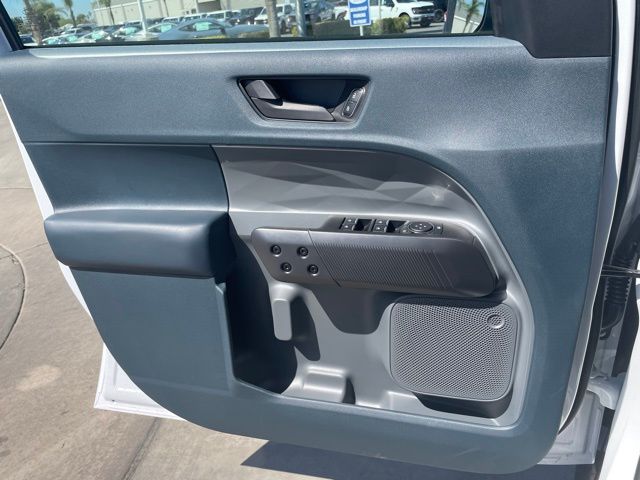 2025 Ford Maverick XLT - Photo 16
