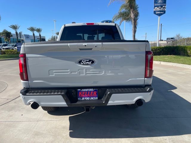 2026 Ford F-150 Lariat photo 4