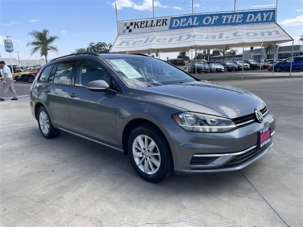 Used 2018 Volkswagen Golf Sportwagen S Wagon