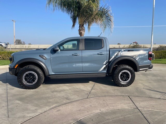 2025 Ford Ranger Raptor photo 2
