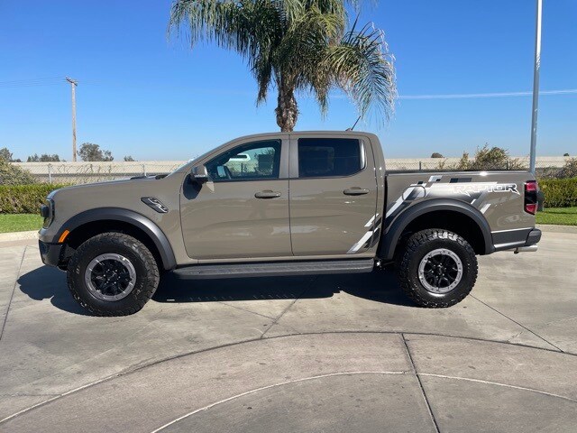 2025 Ford Ranger Raptor photo 2