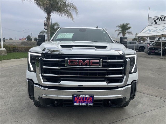 2024 Gmc Sierra HD SLE photo 3