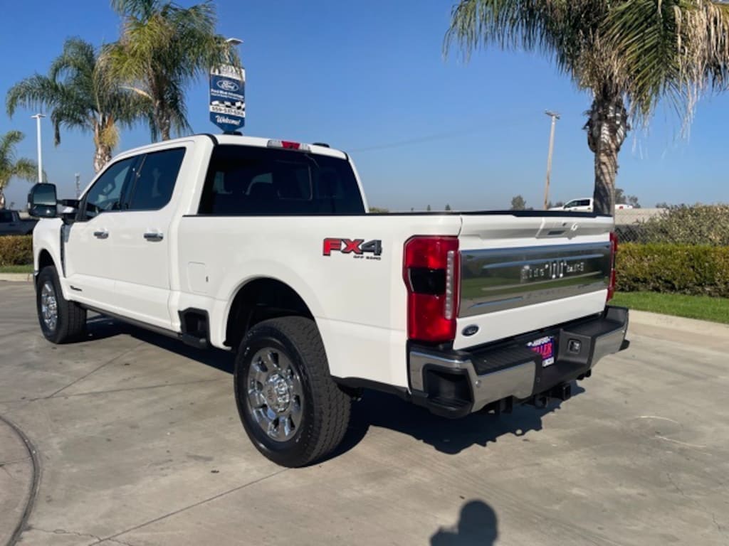 New 2026 Ford F-250SD Lariat Truck
