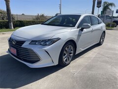 2020 Toyota Avalon Hybrid XLE Plus Sedan