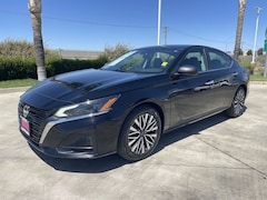2024 Nissan Altima 2.5 SV Sedan