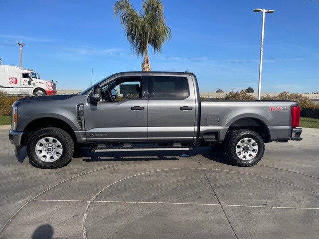 2024 Ford F-250 photo 2