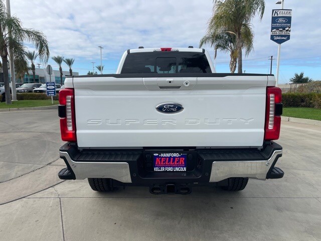 2026 Ford F-350 Lariat photo 4