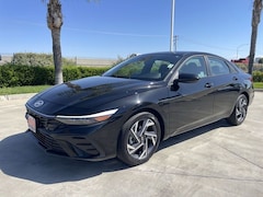 2025 Hyundai Elantra SEL Sport Sedan