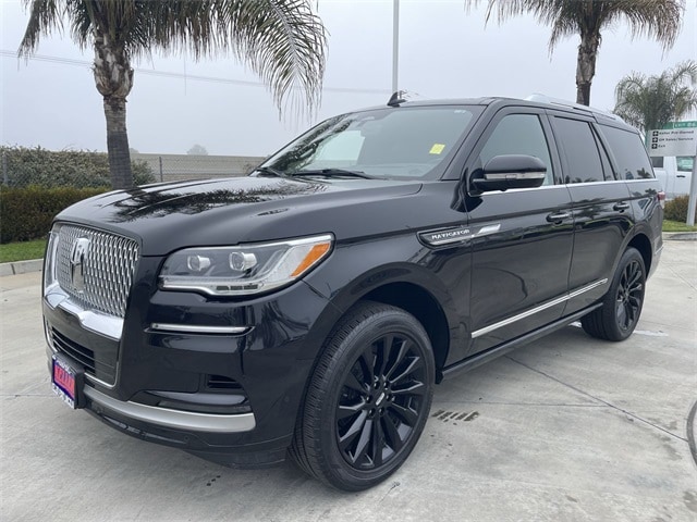 2023 Lincoln Navigator Reserve photo 3