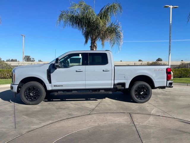 2026 Ford F-250 Super Duty Lariat - Photo 2