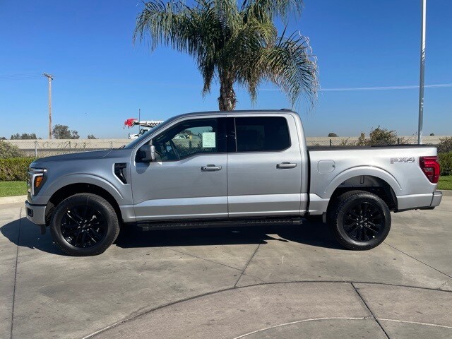 2025 Ford F-150 Lariat photo 2