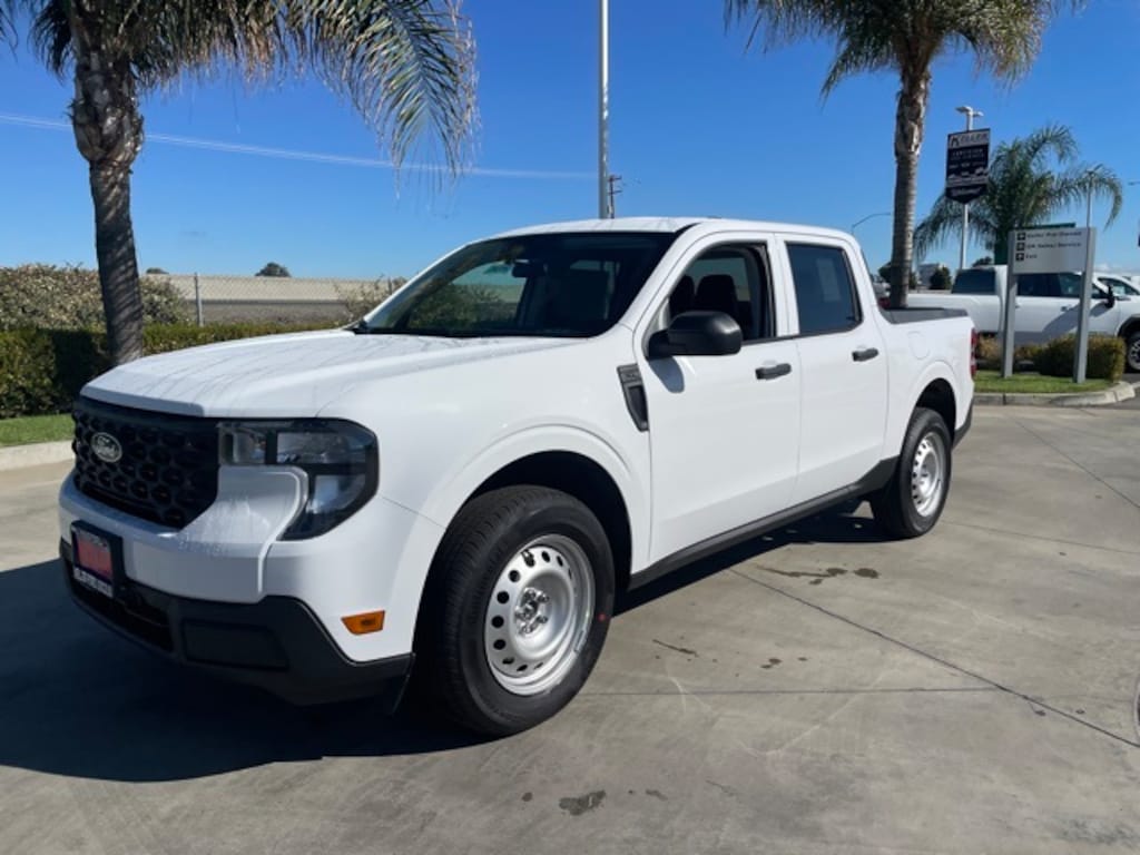 New 2025 Ford Maverick XL Truck