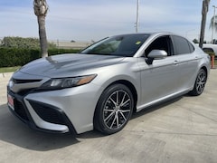 2023 Toyota Camry SE Sedan