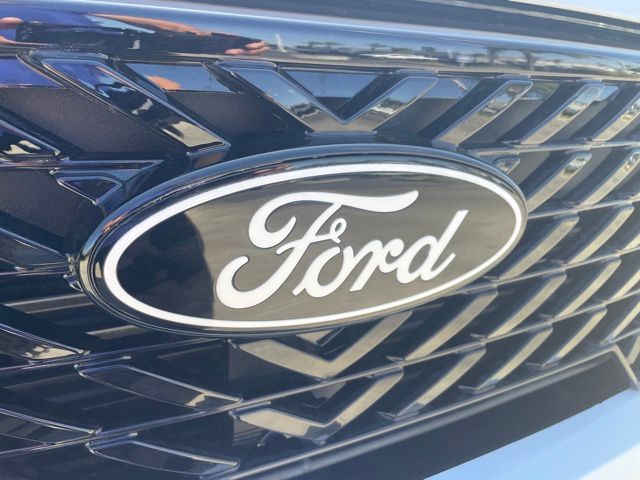 2025 Ford Maverick XLT - Photo 27