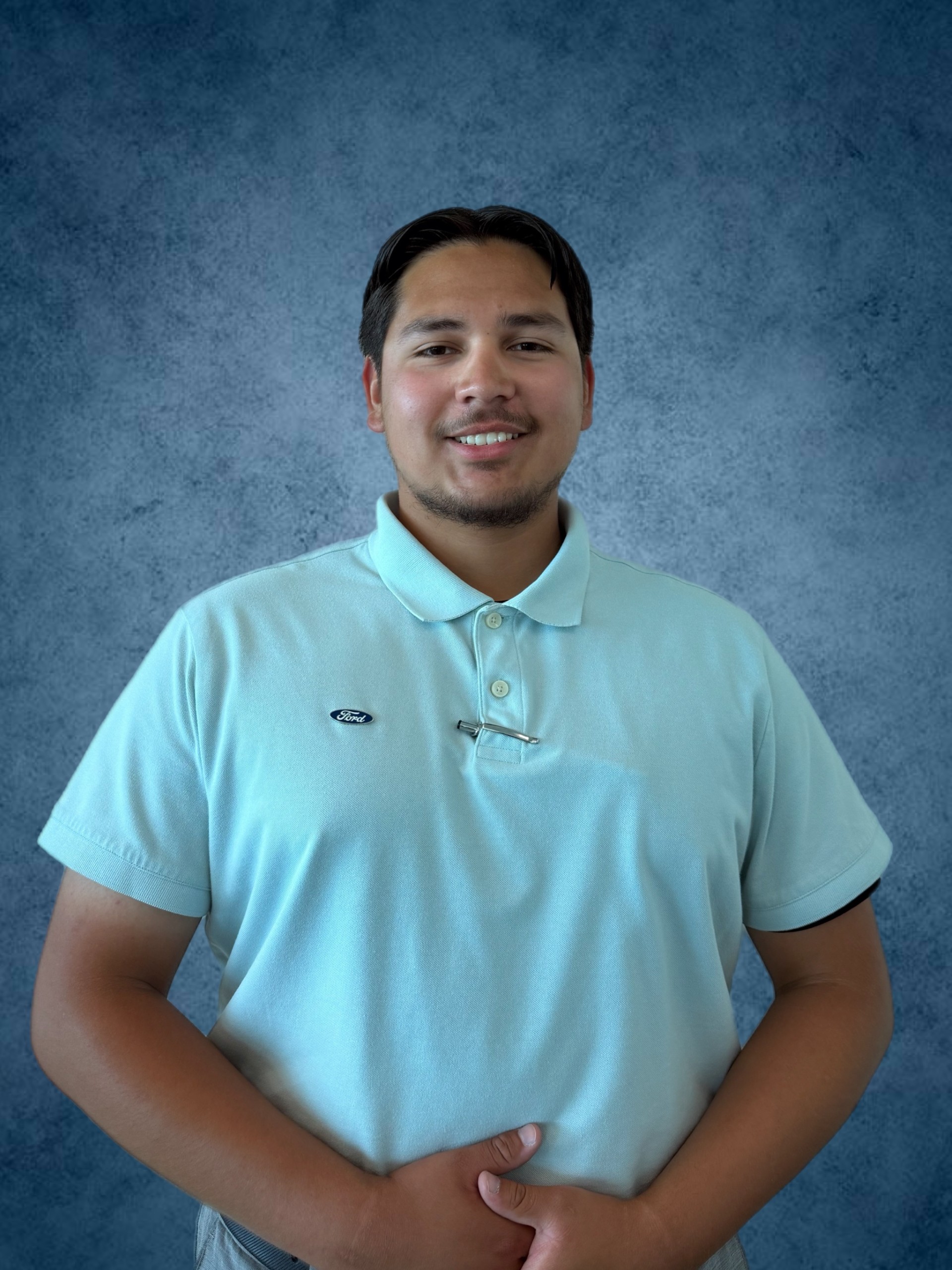 Staff member Shawn Miller from dca25b54e9ff