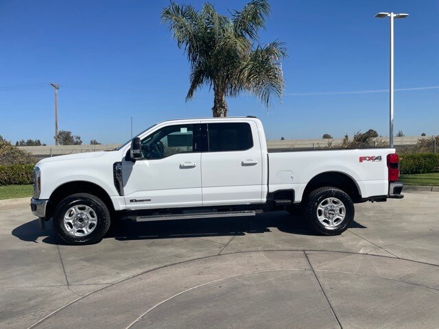 2026 Ford F-250 photo 2