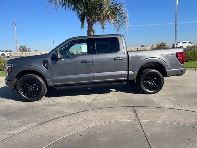 2025 Ford F-150 Lariat photo 2