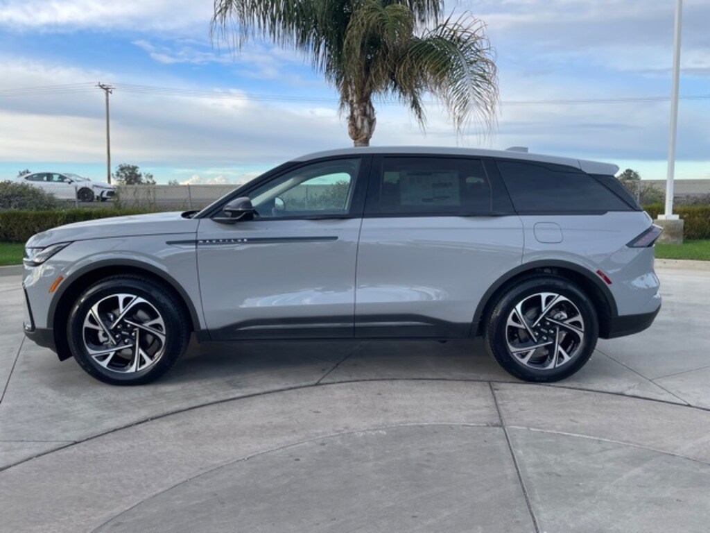 New 2026 Lincoln Nautilus Premiere SUV