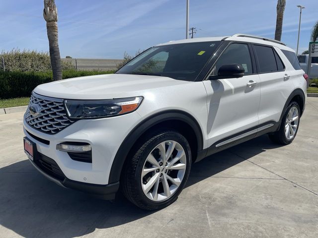 2022 Ford Explorer Platinum 4WD's photo