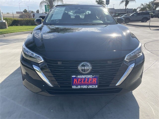 2024 Nissan Sentra SV photo 3