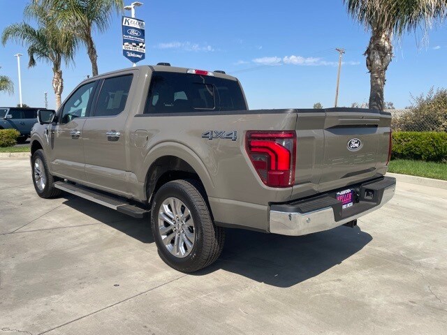2025 Ford F-150 Lariat photo 3