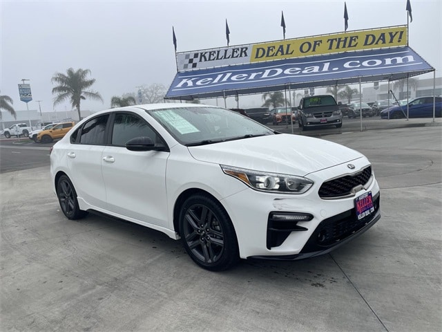 2021 Kia Forte GT-Line photo 2
