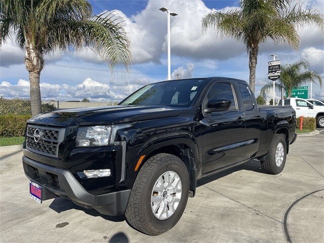 2022 Nissan Frontier SV photo 4