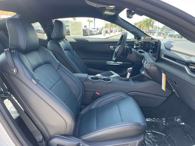 2025 Ford Mustang GT Premium Fastback - Photo 25