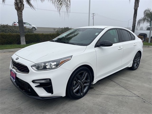 2021 Kia Forte GT-Line photo 4
