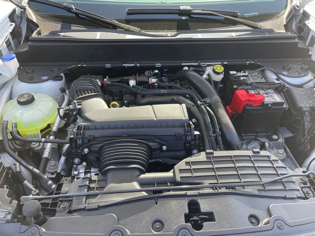 2025 Ford Maverick XLT - Photo 26