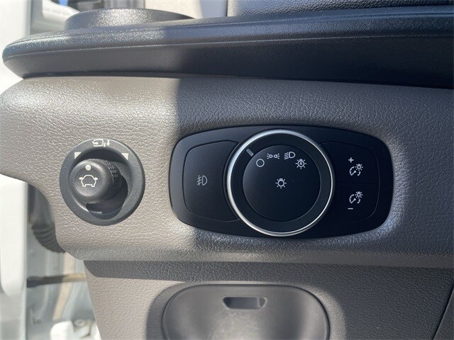 2020 Ford Transit Passenger Van XLT - Photo 33