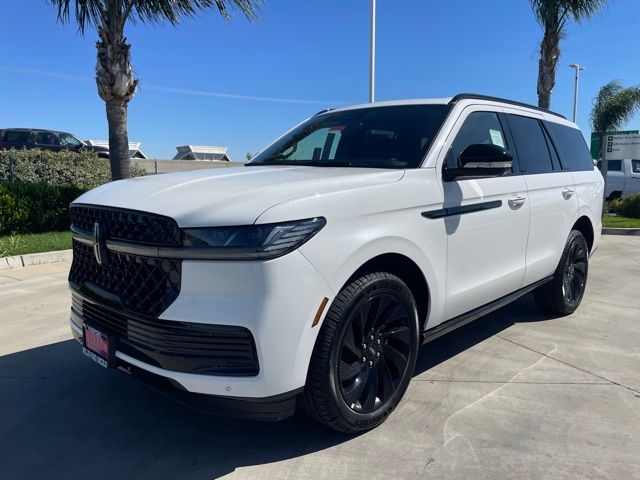 2026 Lincoln Navigator Reserve 4WD's photo