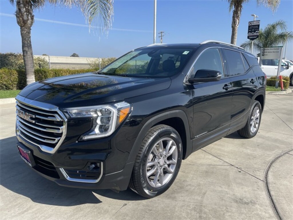 Used 2024 GMC Terrain SLT SUV