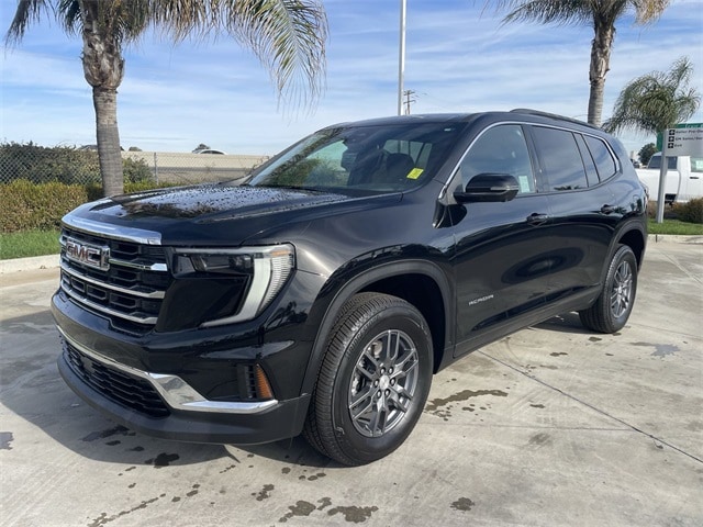 2025 GMC Acadia Elevation's photo