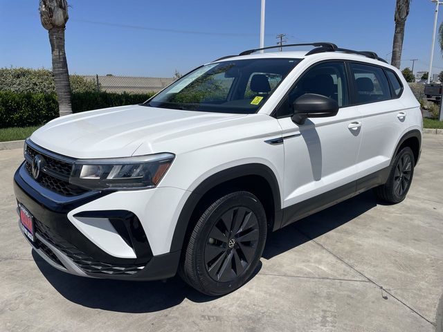 2022 Volkswagen Taos 1.5T S's photo