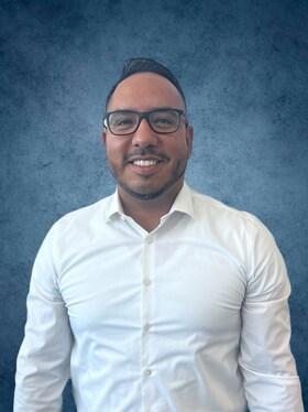 Staff member Jorge Gomez from ID_4105bc